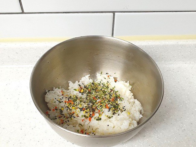 Gợi ý hộp cơm trưa với món đậu phụ cuộn cơm kiểu Hàn vừa ngon vừa dễ làm - Ảnh 4.