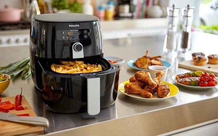 4 sai lầm khiến thực phẩm không vàng giòn khi chiên bằng nồi chiên không dầu