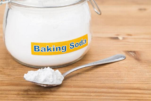 Rửa rau sạch thuốc trừ sâu bằng Baking soda