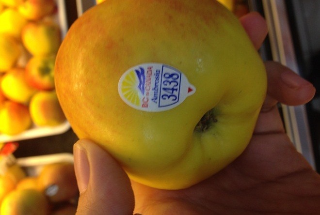 Mã code trên trái cây: Sự thật đáng sợ?