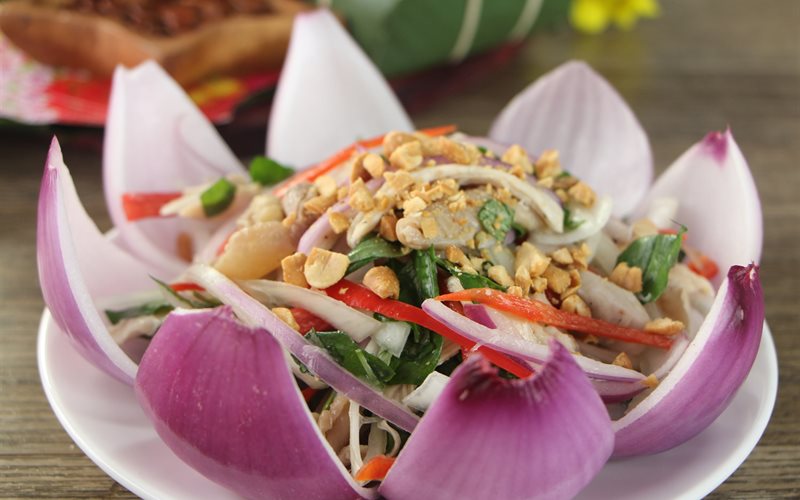 Thưởng thức 8 món gỏi và salad chống ngán ngon tuyệt cho những ngày Tết