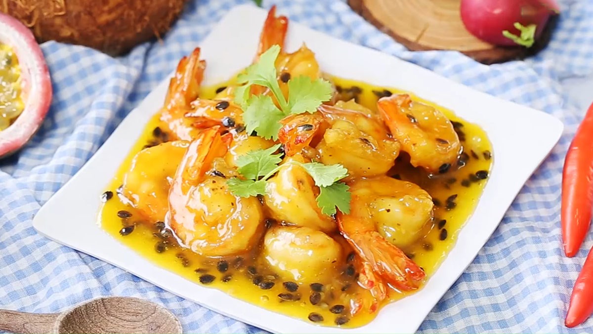 Hướng Dẫn Làm Tôm Sốt Chanh Leo Chua Ngọt Đậm Đà, Ngon Chuẩn Nhà Hàng