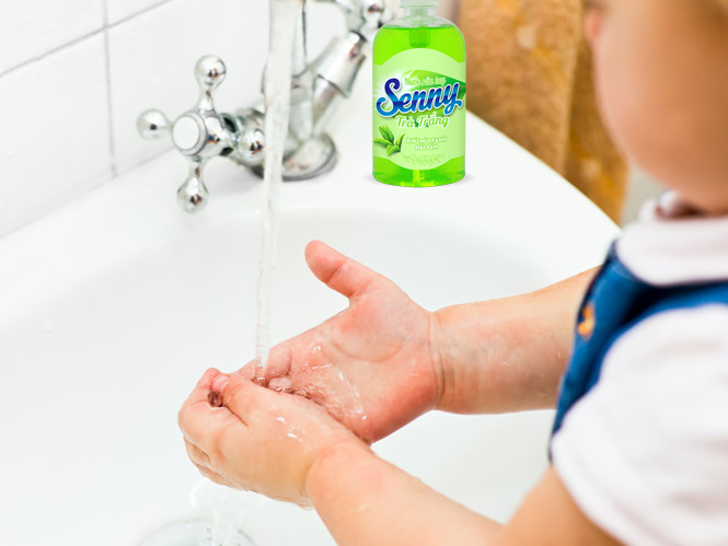 Rửa tay hàng ngày với nước rửa tay Senny, vì sức khỏe cả gia đình.